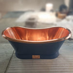 Load image into Gallery viewer, Slanting Base Copper Bathtub Copper Interior &amp; RAL5022 Night Blue Exterior
