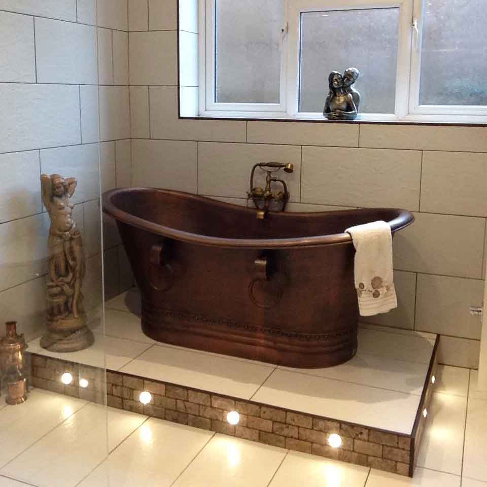 Hammered Antique Copper Tub with Ring Handles