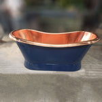 Load image into Gallery viewer, Slanting Base Copper Bathtub Copper Interior &amp; RAL5022 Night Blue Exterior

