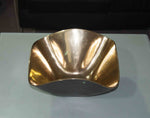 Load image into Gallery viewer, Cast Bronze Sink Flower Shaped

