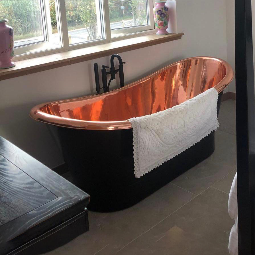 Roll Top Copper Bathtub Inside Polish Copper Outside Black