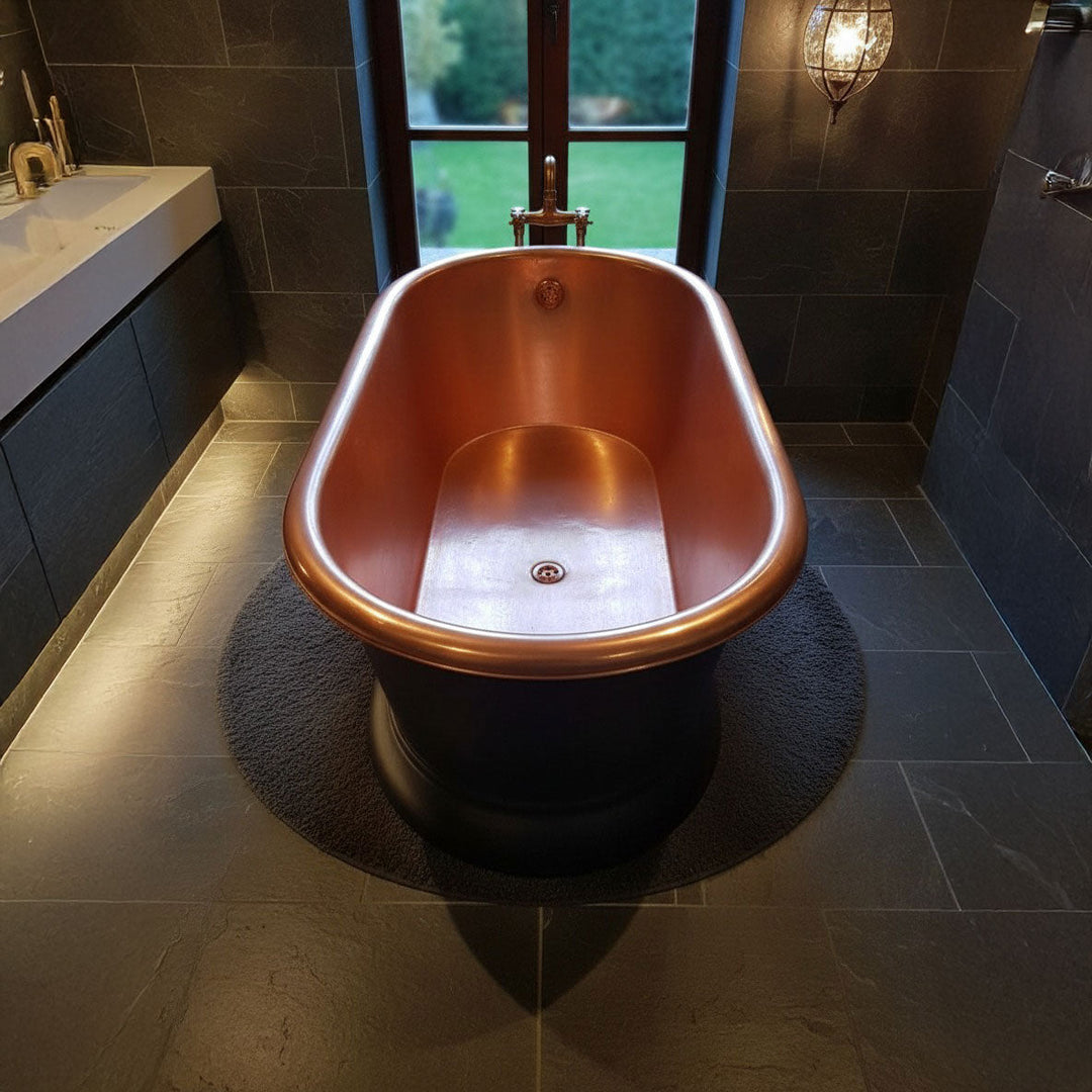 Pedestal Copper Bathtub Black Exterior & Polished Copper Interior