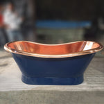 Load image into Gallery viewer, Slanting Base Copper Bathtub Copper Interior &amp; RAL5022 Night Blue Exterior
