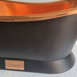 Load image into Gallery viewer, Slanting Base Copper Bathtub Full Black Exterior
