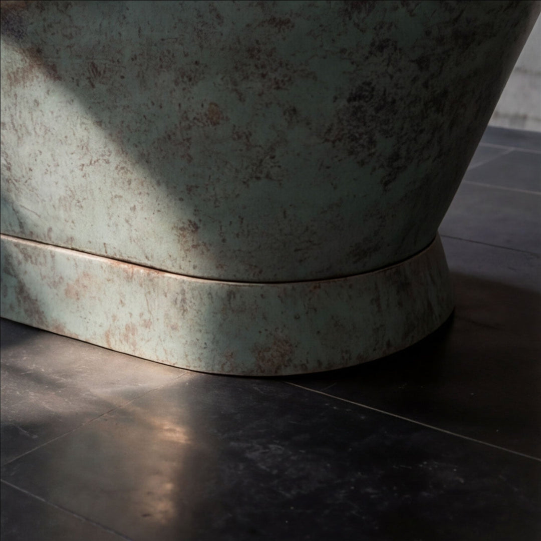 Slanting Base Copper Bathtub Hammered Antique Copper Interior & Patina Exterior Finish