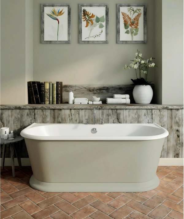 Bellano Bath