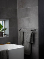 Load image into Gallery viewer, Boston Towel Rail 600 mm Chrome
